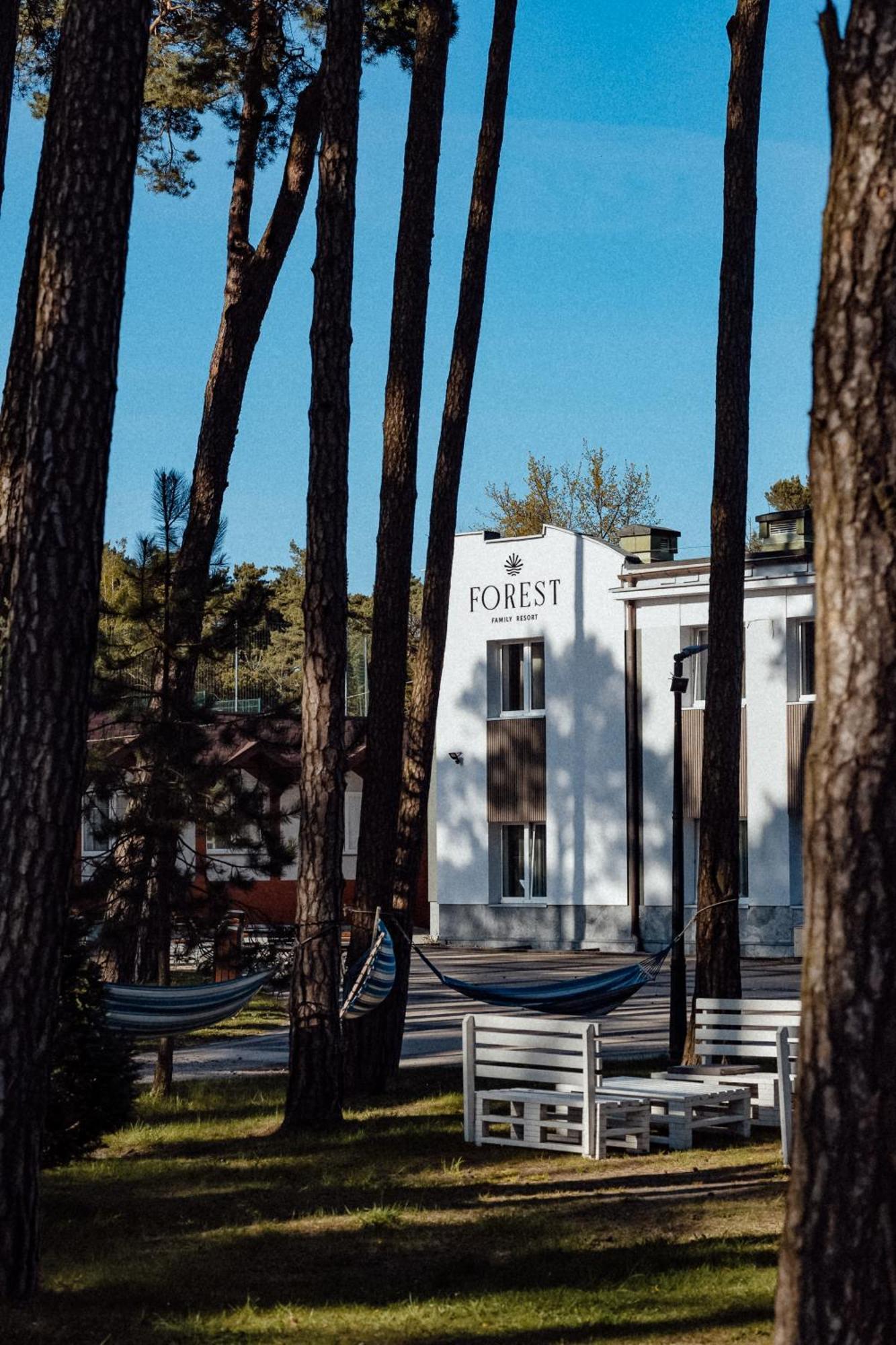 Forest Family Resort - Domki Caloroczne Ustka Exterior foto
